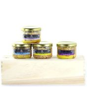 Coffret bois garni de pâtés et terrines au Canard