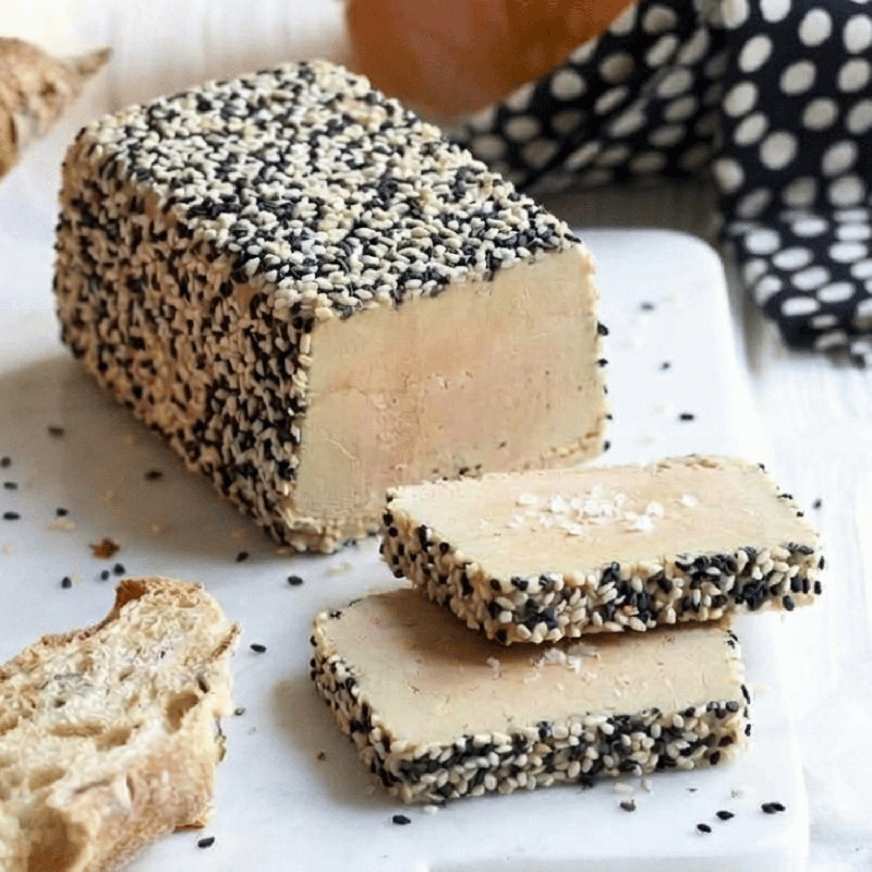 Foie gras mi-cuit aux graines de sésame